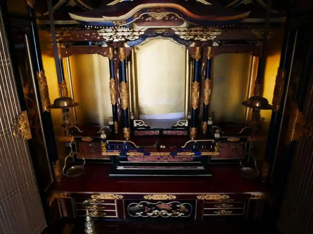 愛知県 岡崎市|200代金仏壇の総修復|施工前