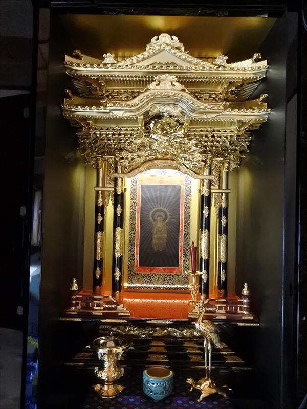 岡崎市で大きな仏壇をリメイクしました。