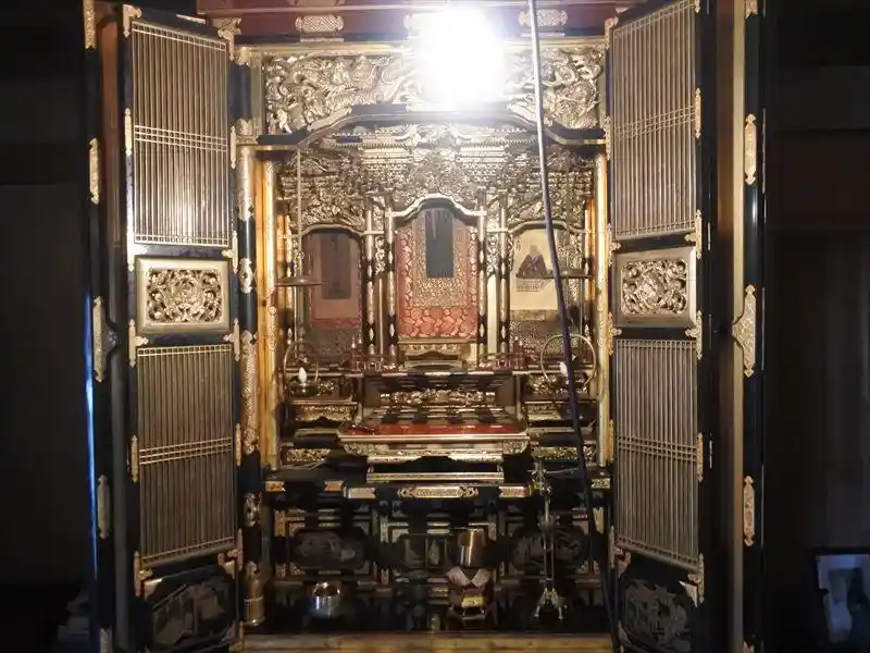 愛知県 碧南市｜200代金仏壇のリメイク｜施工前