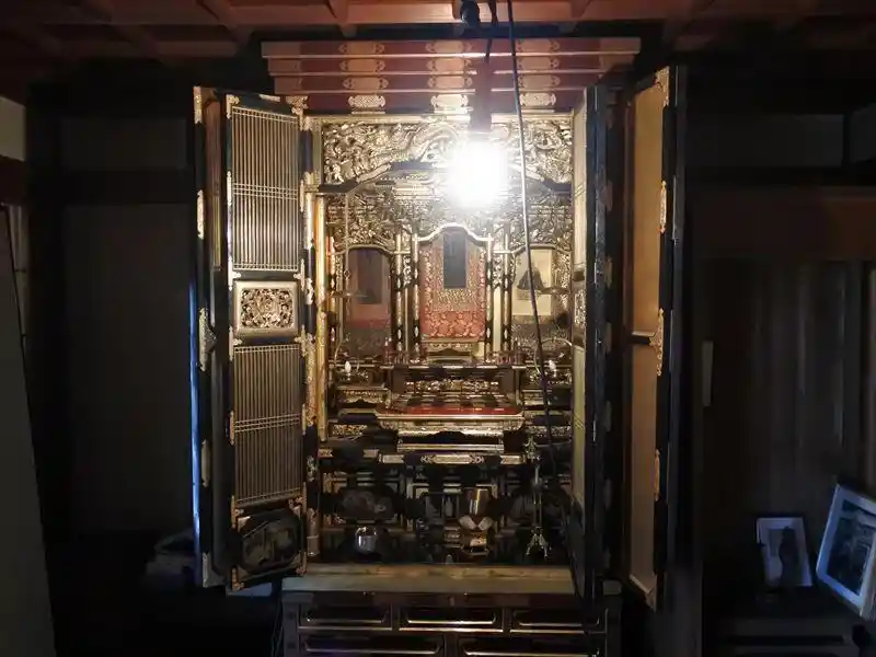 愛知県 碧南市｜200代金仏壇のリメイク｜施工前