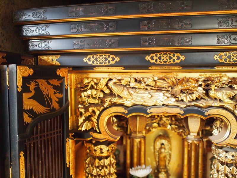 安城市で100代の金仏壇を総修復させて頂きました。