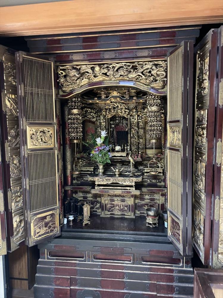 安城市で三河仏壇本三方金仏壇をリメイクしました。